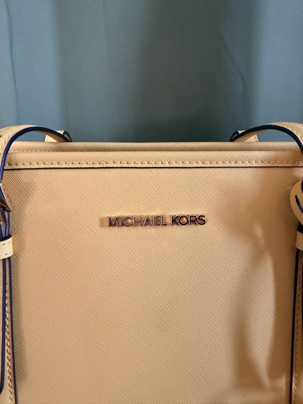 Stylish Michael Kors Lemon Yellow Saffiano Tote with Logo Charm - Picture 2 of 7